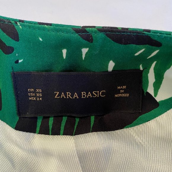 Jacket - Picture 4 of 4